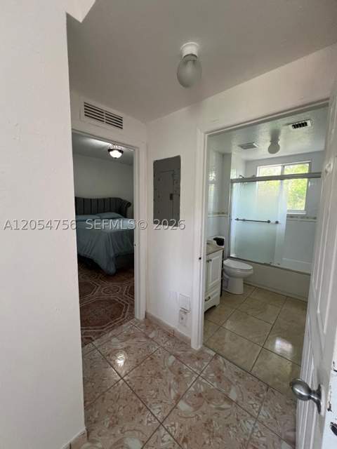 7516 NE 1st Ave 203, Miami FL - photo 23 of 54