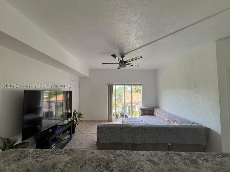 2 bedroom Condominium at 7516 NE 1st Ave 203, Le Terrace Condo, Miami — photo 4