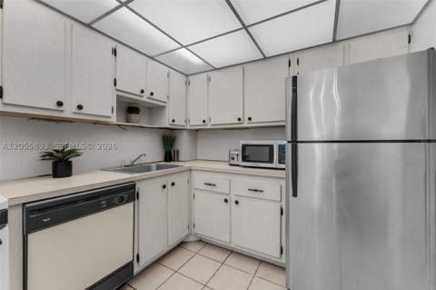 16851 NE 23rd Ave A516, North Miami Beach FL - photo 12 of 29