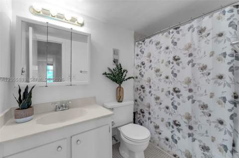 16851 NE 23rd Ave A516, North Miami Beach FL - photo 17 of 29
