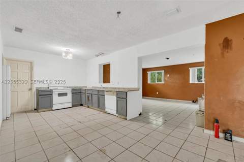 9921 SW 165th Ter, Miami FL - photo 13 of 46
