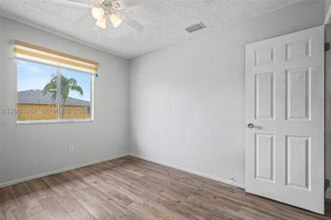 145 NE 12th Ave 145, Homestead FL - photo 8 of 44