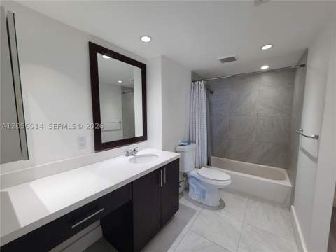 3625 N Country Club Dr 2408, Aventura FL - photo 9 of 18