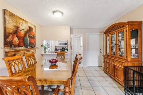 9732 Hammocks Blvd 203-17, Miami FL - photo 9 of 40