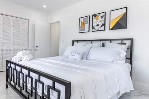 935 NE 164th St, North Miami Beach FL - photo 8 of 25