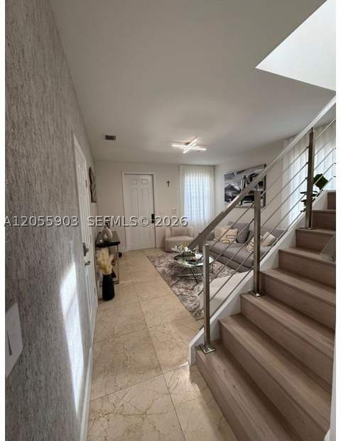 7022 NW 102nd Pl, Doral FL - photo 12 of 56