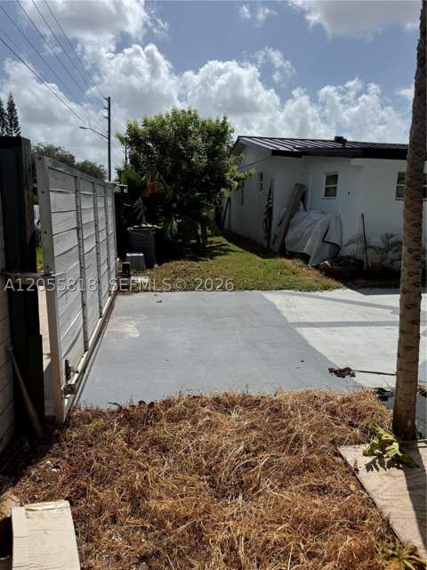 1892 NW 8th Ter, Homestead FL - photo 18 of 19