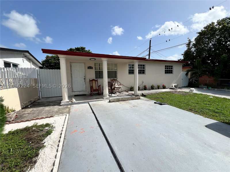 3 bedroom SingleFamilyResidence at 11970 SW 4th Ter, Sweetwater Golf Course To, Miami — photo 1