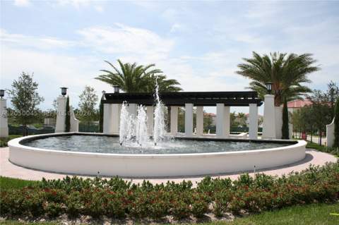 17087 SW 93rd St, Miami FL - photo 6 of 49