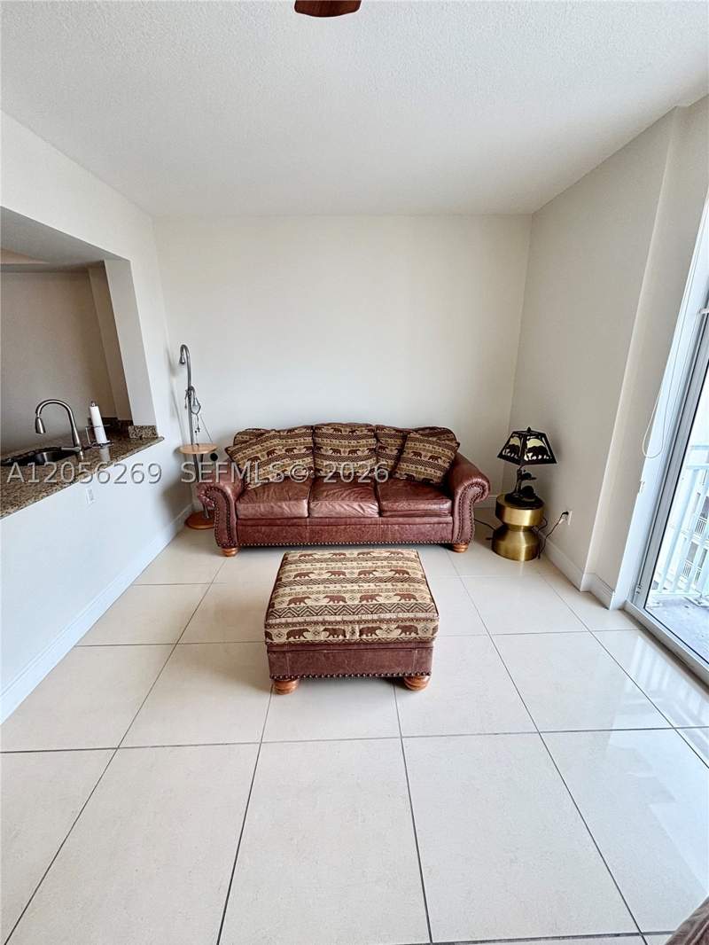 2 bedroom Condominium at 7290 SW 90th St 606, Downtown Dadeland Condo N, Miami — photo 4