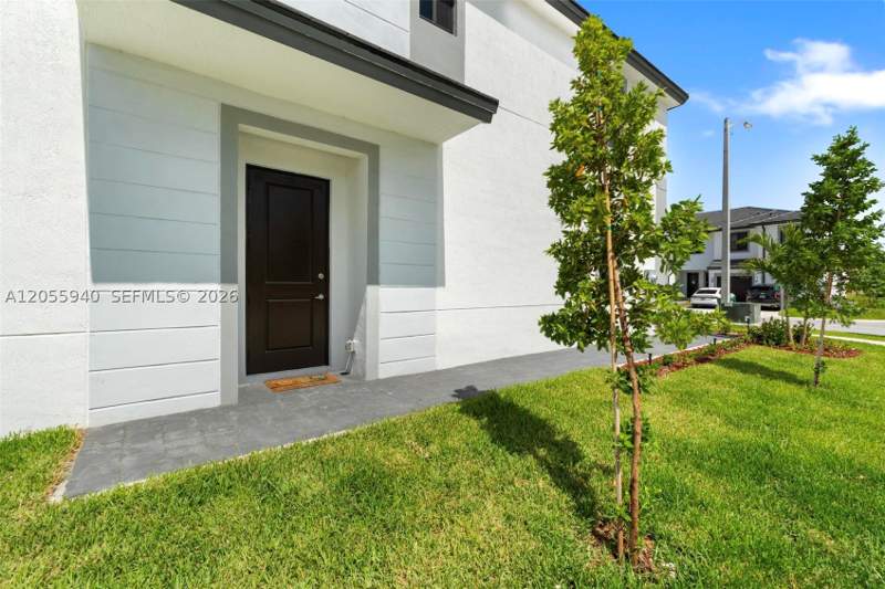 4 bedroom Townhouse at 18920 SW 344th Ter, Century Park Square, Homestead — photo 3