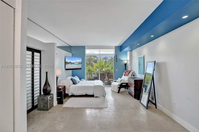 1 bedroom Condominium at 2001 Meridian Ave 308, The Meridian Condo, Miami Beach — photo 3