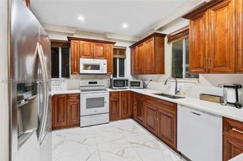20623 NW 11th Ave, Miami Gardens FL - photo 13 of 27