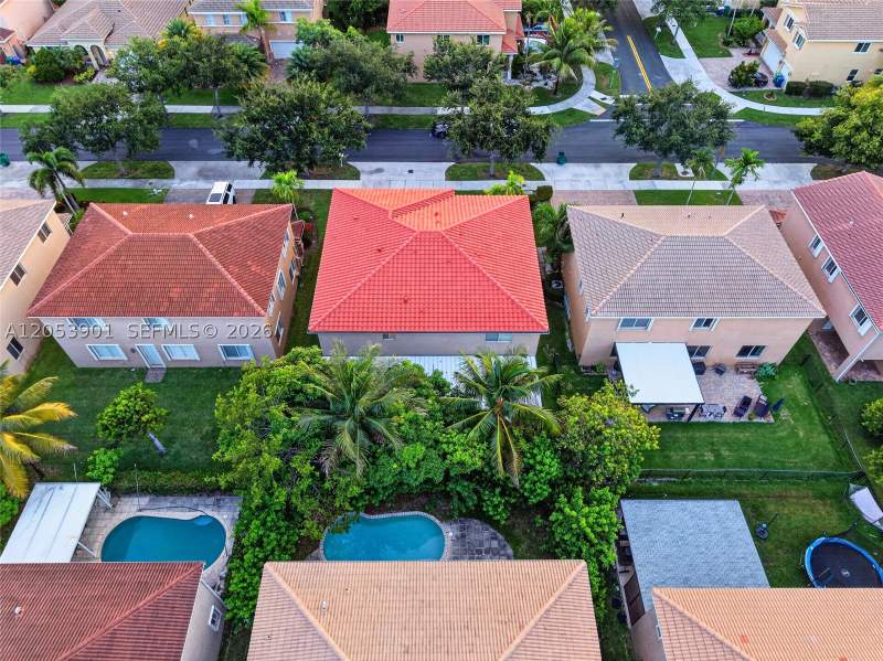 6 bedroom SingleFamilyResidence at 20623 NW 11th Ave, Sport Acres, Miami Gardens — photo 5