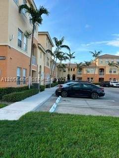 3 bedroom Condominium at 10012 NW 7th St 216, Fontainbleau Lakes Courty, Miami — photo 4