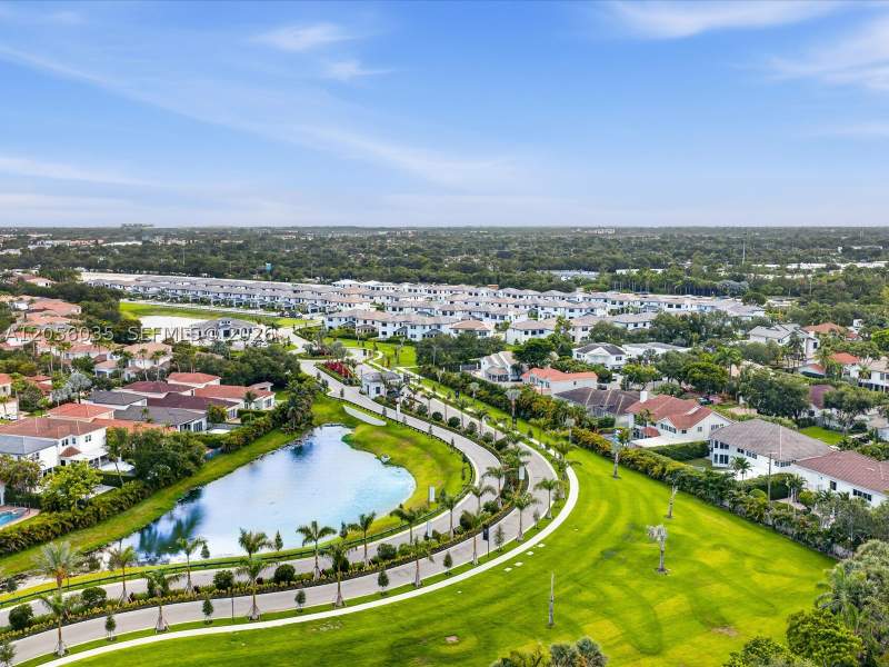 5 bedroom SingleFamilyResidence at 19701 NE 16 Pl, Presidential Estates Sub, Miami — photo 2