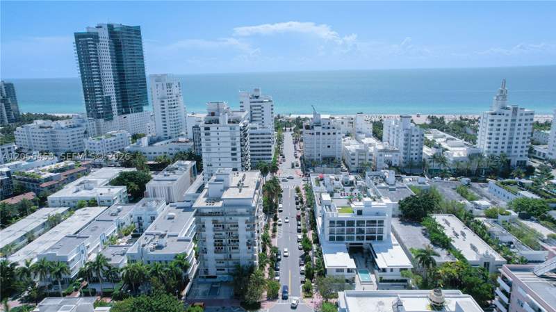 1 bedroom Condominium at 245 18th St 403, James Central Towers Cond, Miami Beach — photo 2