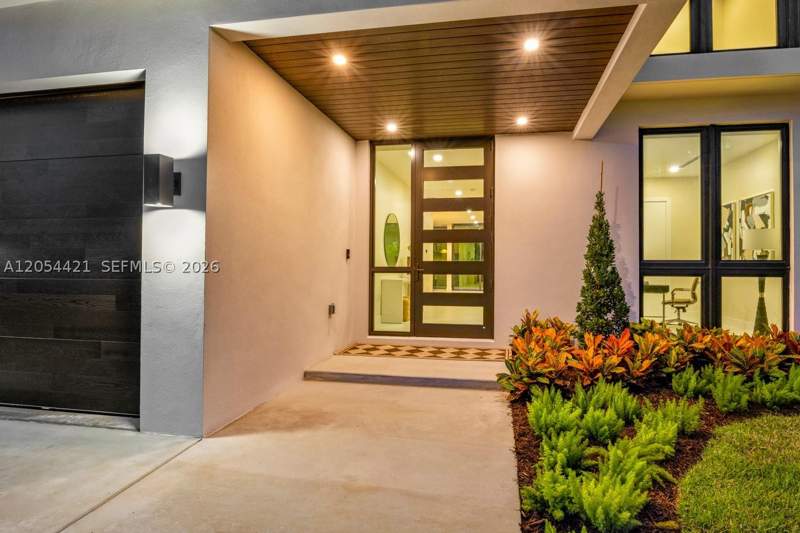 3 bedroom SingleFamilyResidence at 5765 SW 47th St, Riviera Ests, Miami — photo 5