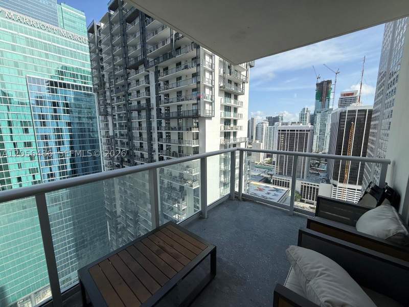 1 bedroom Condominium at 300 S Biscayne Blvd T-3301, Met 1 Condo, Miami — photo 4