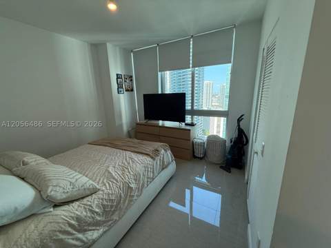 300 S Biscayne Blvd T-3301, Miami FL - photo 7 of 11
