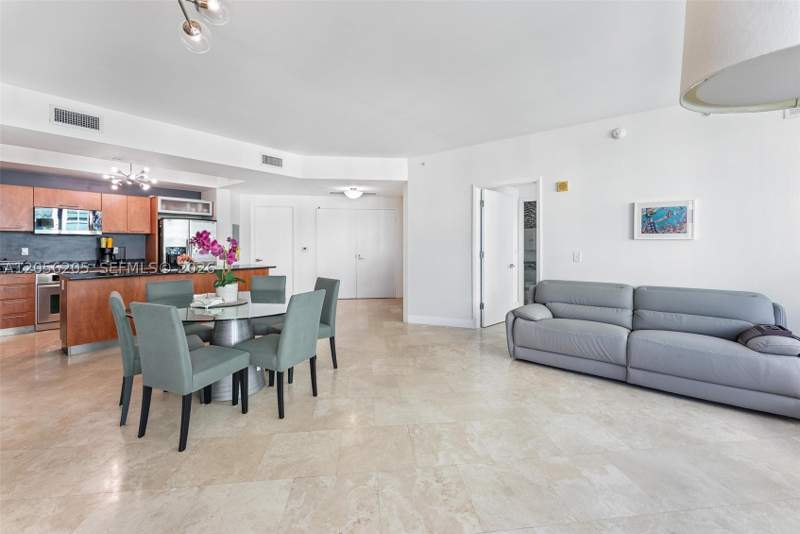 2 bedroom Condominium at 3131 NE 188th St 2-705, The Atrium At Aventura Co, Aventura — photo 4