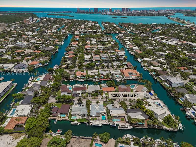 3 bedroom SingleFamilyResidence at 12930 Auralia Rd, VENETIAN SEC KEYSTONE POI, North Miami — photo 2