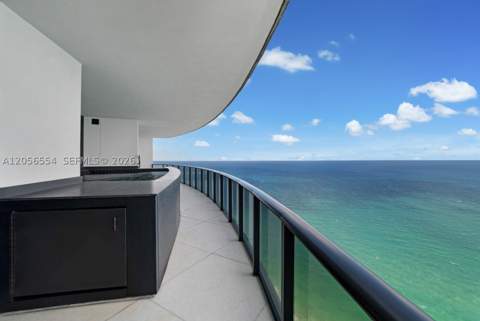 18555 Collins Ave 5201, Sunny Isles Beach FL - photo 19 of 98