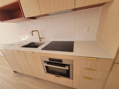 90 NE 32 St 609, Miami FL - photo 17 of 23