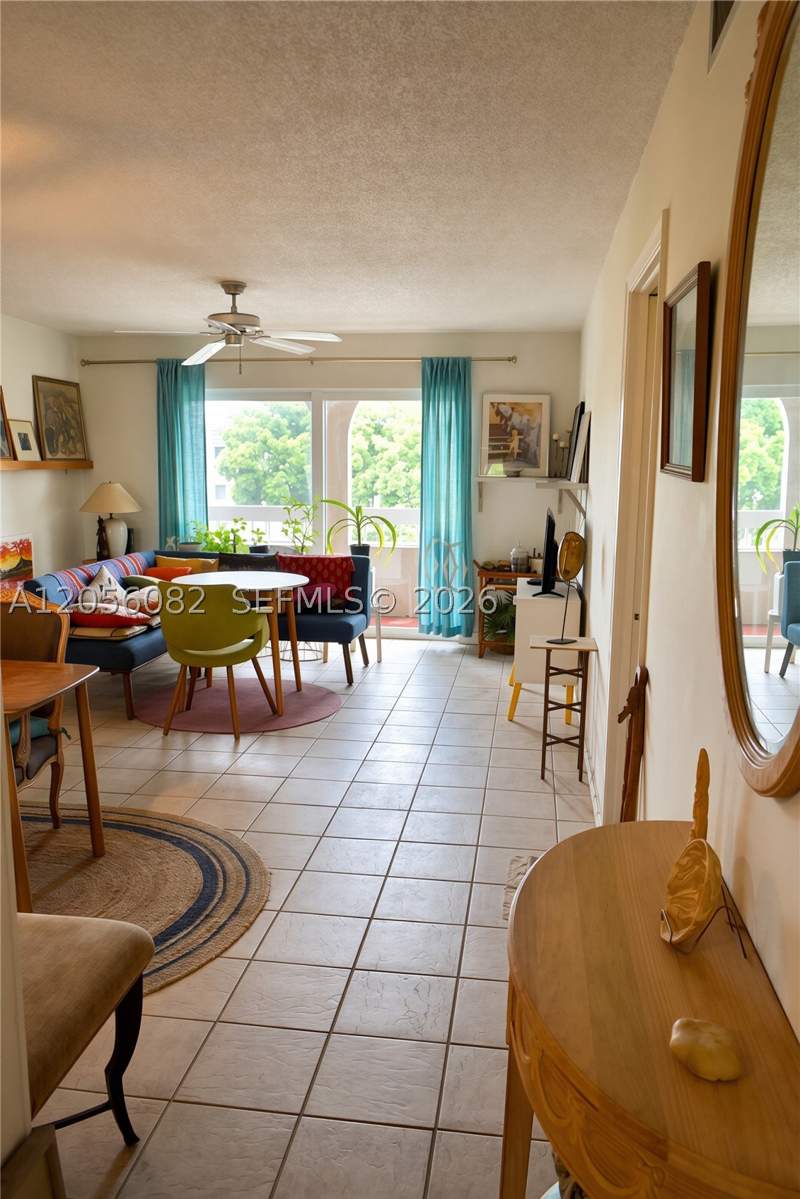 1 bedroom Condominium at 7860 Camino Real 412, Village Of Kings Creek Co, Miami — photo 5