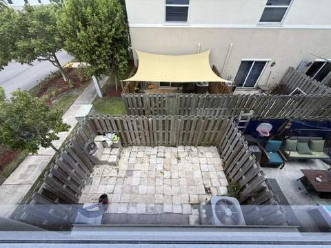561 NE 5th Way, Florida City FL - photo 20 of 21