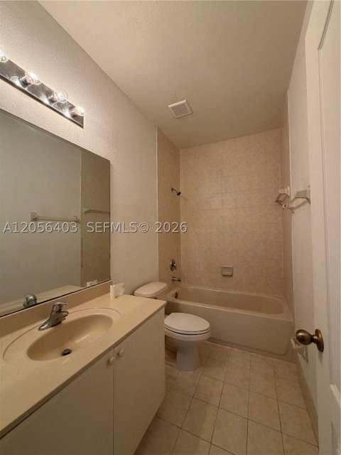 1661 SE 28th St 204, Homestead FL - photo 21 of 24