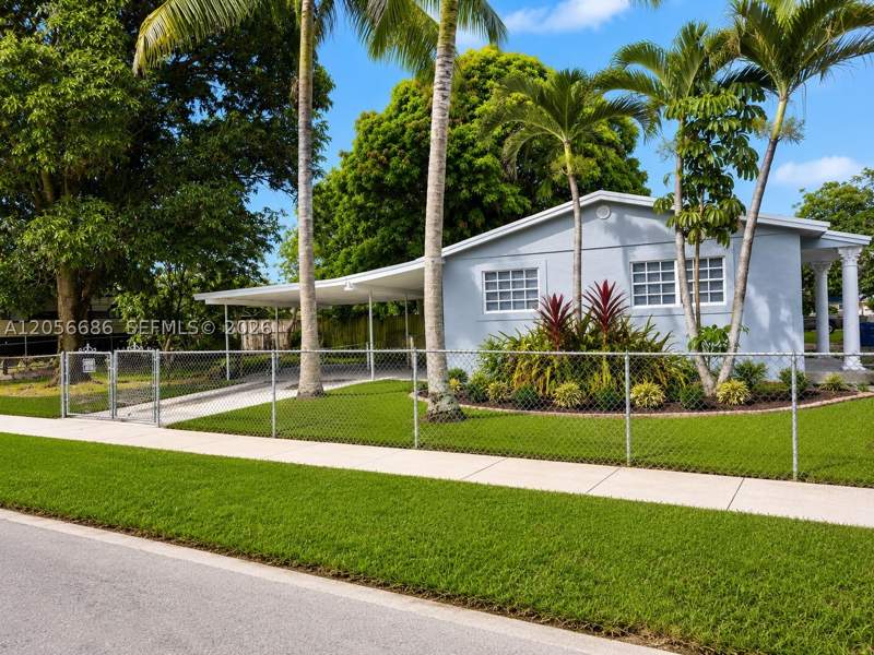 3 bedroom SingleFamilyResidence at 17981 NW 22nd Ct, Mark-Alan Manor, Miami Gardens — photo 2