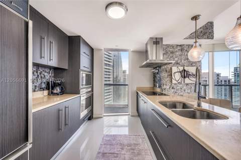 495 Brickell Ave 3702, Miami FL - photo 10 of 30