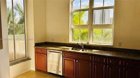 3001 NE 185th St 431, Aventura FL - photo 11 of 20