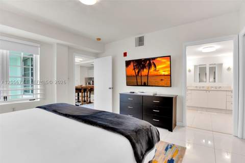 1250 Ocean Dr 2N, Miami Beach FL - photo 10 of 30