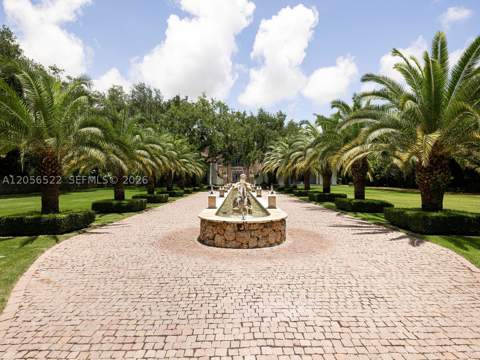 5771 SW 94th St, Pinecrest FL - photo 8 of 43