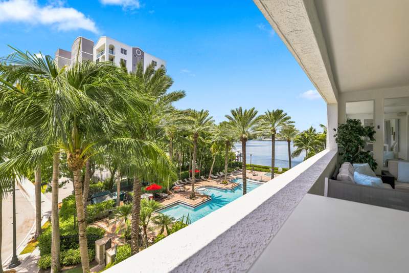 3 bedroom Condominium at 17100 N Bay Road 1401, Porto Bellagio Condo, Sunny Isles Beach — photo 2