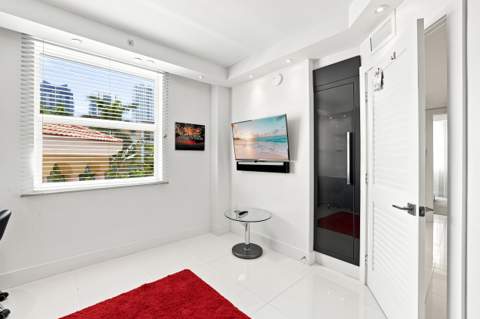 17100 N Bay Road 1401, Sunny Isles Beach FL - photo 24 of 49