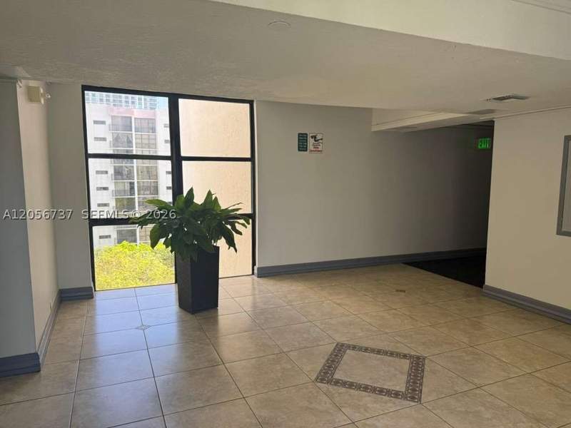 2 bedroom Condominium at 17011 N Bay Rd 709, Plaza Of Americas Condo P, Sunny Isles Beach — photo 3