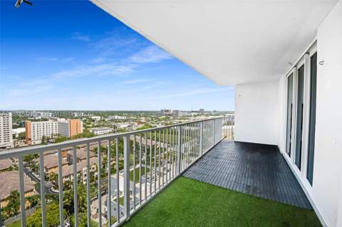 2801 NE 183rd St 1801W, Aventura FL - photo 22 of 30