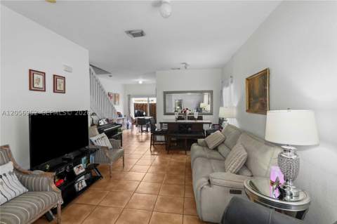 8242 NW 107th Ct 8-12, Doral FL - photo 12 of 29