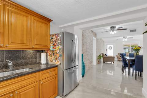 6350 SW 32nd Street, Miami FL - photo 14 of 34