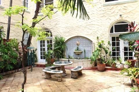 900 16th Street 204, Miami Beach FL - photo 9 of 11