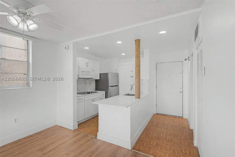 2 bedroom Condominium at 12590 NE 16th Ave 402, 12590 Coronado Towers Con, North Miami — photo 2