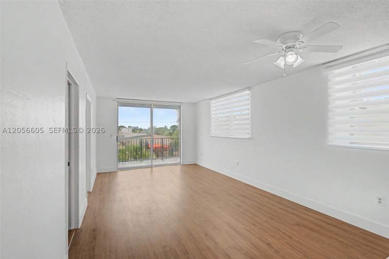 2 bedroom Condominium at 12590 NE 16th Ave 402, 12590 Coronado Towers Con, North Miami — photo 4