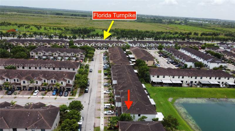 3 bedroom Townhouse at 25230 SW 115th Ave, Coco Palm Estates, Homestead — photo 2
