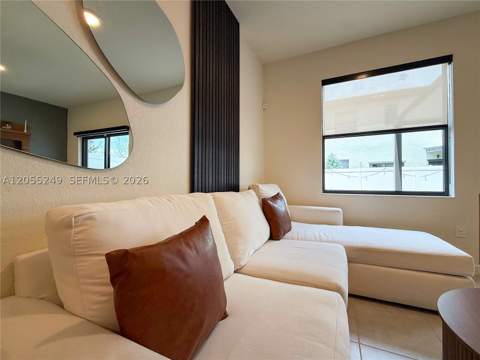 11432 W 32nd Ln, Hialeah FL - photo 10 of 46