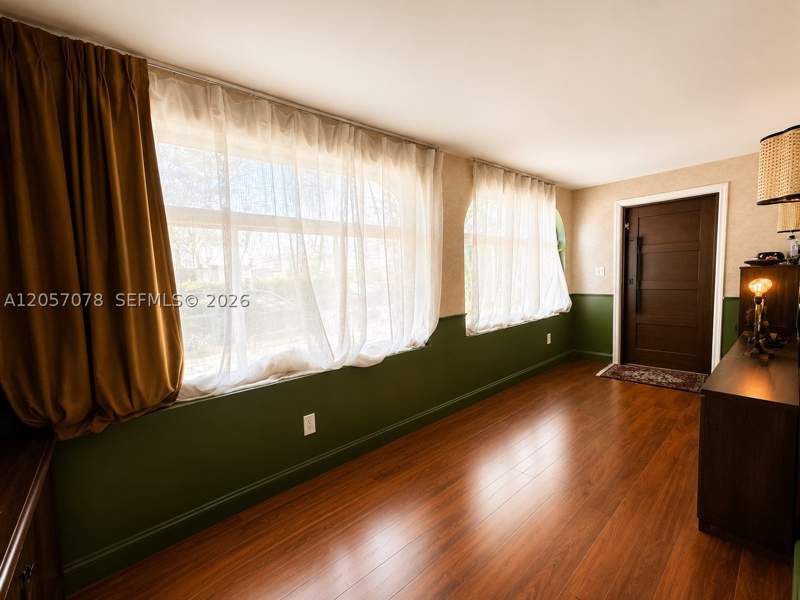 4 bedroom SingleFamilyResidence at 1720 SW 11th Ter, Shenandoah, Miami — photo 5