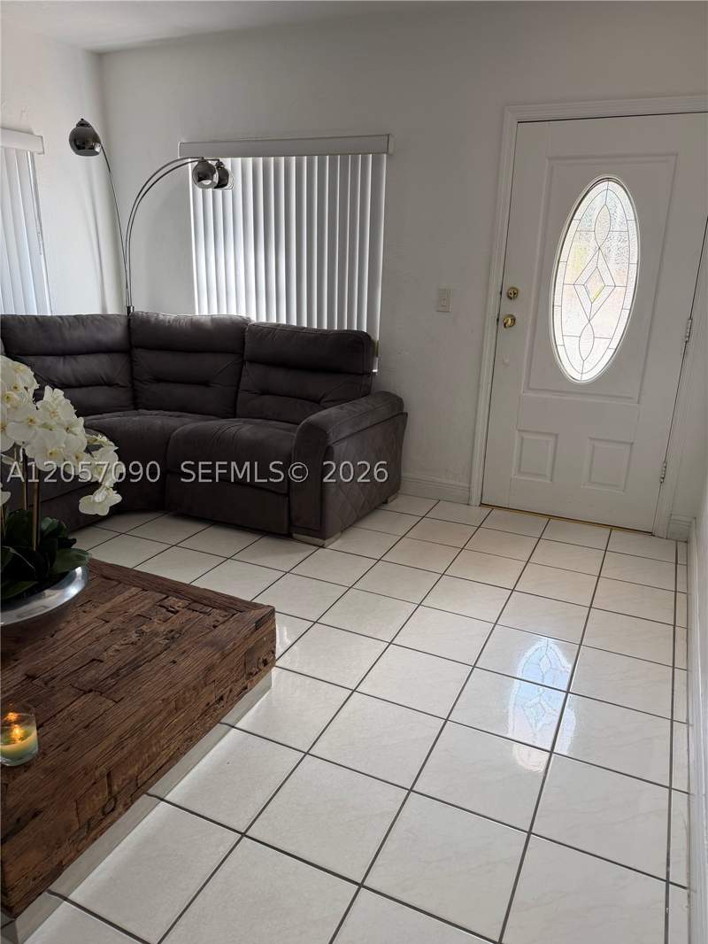 3 bedroom SingleFamilyResidence at 20 SW 48th Ave, Tierra Alta, Miami — photo 3