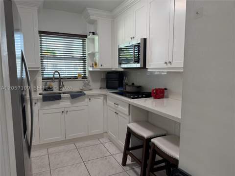 10571 SW 27th St, Miami FL - photo 6 of 26